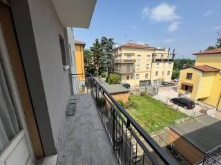 Trilocale via del Triumvirato 1/6, Borgo Panigale, Bologna