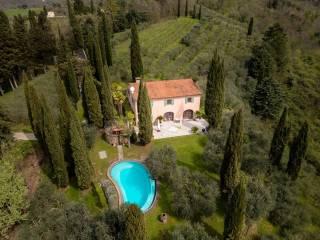 Casa colonica Località Molozzano, Molezzano, Vicchio