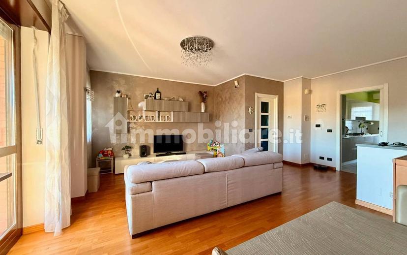 Quadrilocale via Ferruccio Valobra 204, Centro, Carmagnola — foto 14 di 35