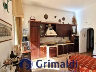 Trilocale via Giacinto Gigante 80, Arenella, Napoli