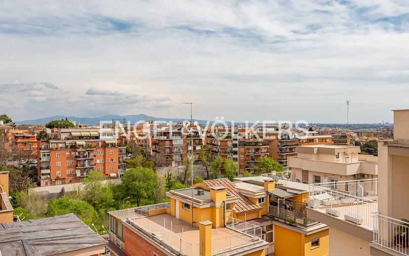 Attico viale di Villa Pamphili, Monteverde Vecchio, Roma — foto 4 di 13