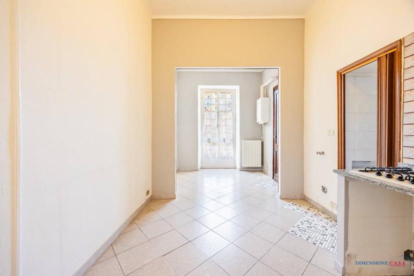 Bilocale via Saluzzo 98, San Salvario - Dante, Torino