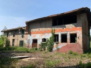 Casa colonica via Tizzano, Ceretolo, Casalecchio di Reno — foto 21 di 22