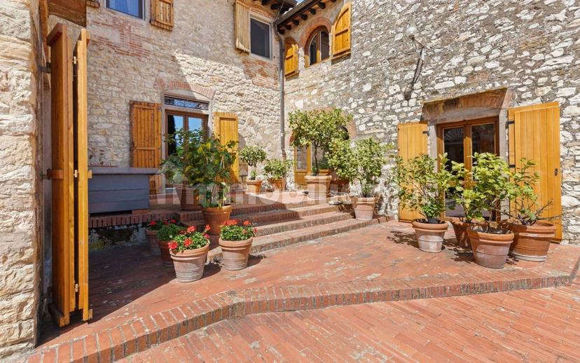Casa colonica via Pietro Nenni 51, Bombone, Rignano sull'Arno — foto 29 di 42