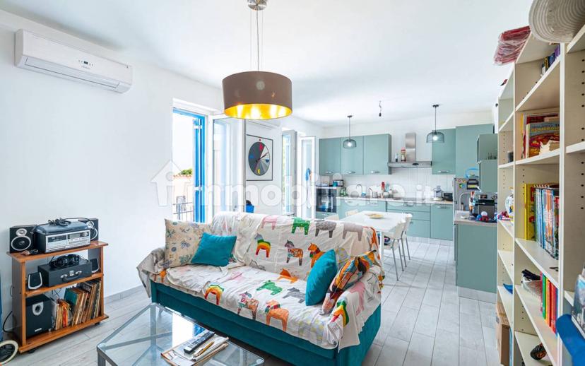 Villa bifamiliare via Ladislao Odescalchi, Centro, Santa Marinella — foto 12 di 70