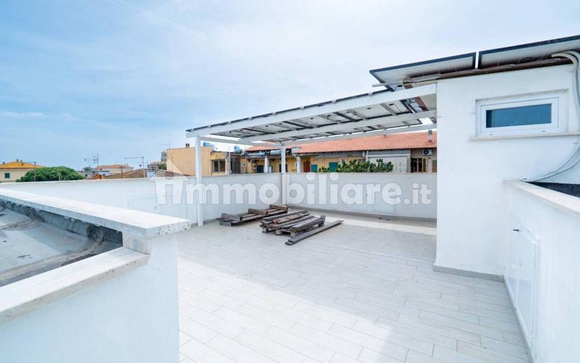 Villa bifamiliare via Ladislao Odescalchi, Centro, Santa Marinella — foto 40 di 70