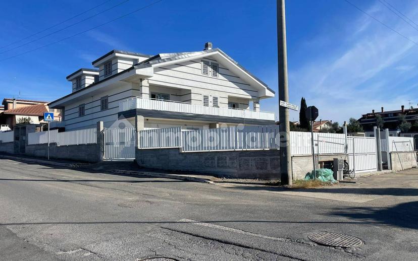 Trilocale via San Polo dei Cavalieri 2, Setteville Nord, Guidonia Montecelio — foto 35 di 47
