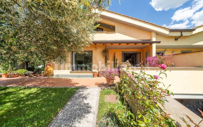 Villa bifamiliare via Macchia dello Sterparo, Frascati — foto 4 di 63