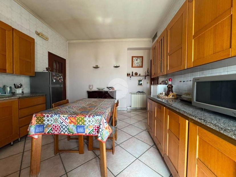 Trilocale corso Campano 315, Centro Storico, Giugliano in Campania — foto 13 di 15
