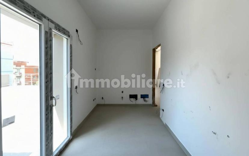 Trilocale via Livorno 70, Centro, Ladispoli — foto 26 di 29