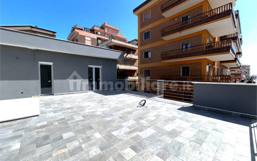 Trilocale via Livorno 70, Centro, Ladispoli — foto 4 di 29
