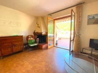 Quadrilocale via Francesco Petrarca, San Francesco, Pelago — foto 3 di 51
