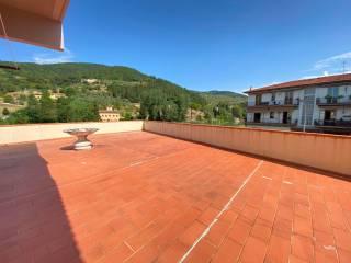 Quadrilocale via Francesco Petrarca, San Francesco, Pelago — foto 37 di 51