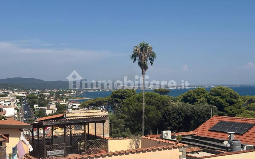 Villa bifamiliare via Ladislao Odescalchi, Centro, Santa Marinella — foto 21 di 70