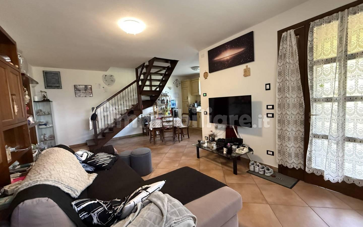 Villa unifamiliare via Direttissima 30, Querciola, Lizzano in Belvedere