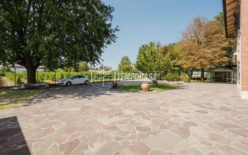 Terratetto unifamiliare via Fantuzza, Castel Guelfo di Bologna — foto 60 di 100