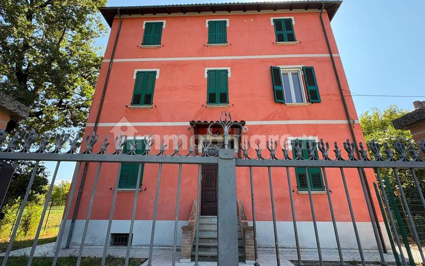Trilocale ottimo stato, primo piano, Centro, Garibaldi, Casalecchio di Reno — foto 31 di 34