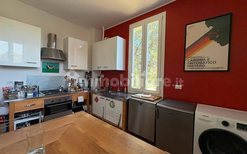 Trilocale ottimo stato, primo piano, Centro, Garibaldi, Casalecchio di Reno — foto 9 di 34