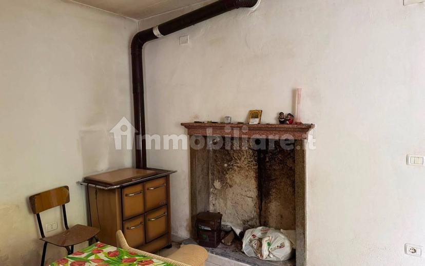 Quadrilocale via Molino Mogne 37, Camugnano