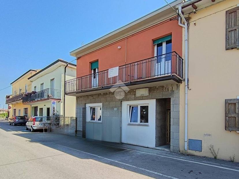 Trilocale via sant' elena 22, San Martino in Argine, Molinella — foto 13 di 15
