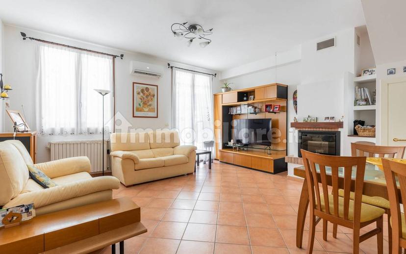 Villa plurifamiliare via San Donato 247, Granarolo dell'Emilia — foto 2 di 31
