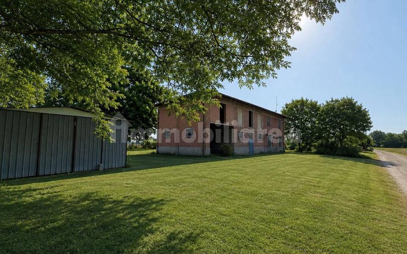 Casale via Ezio Ballestrazzi 12, Sala Bolognese — foto 12 di 29