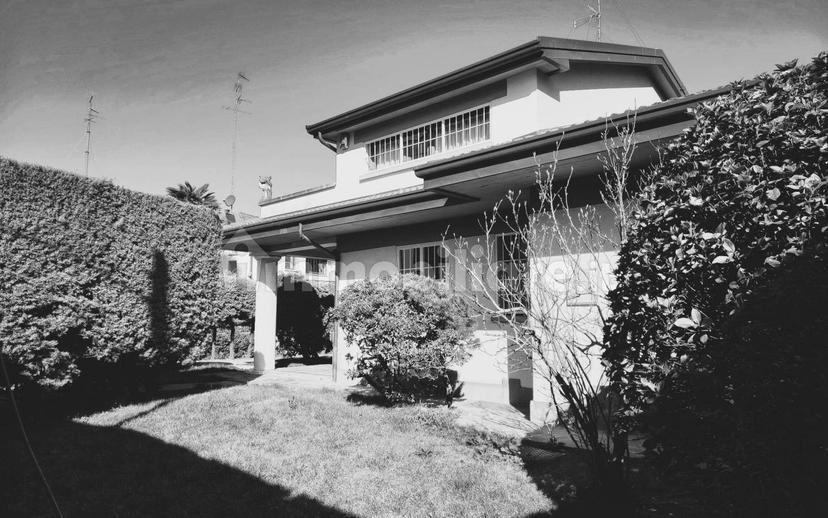 Villa unifamiliare, ottimo stato, 350 m², San Lazzaro, San Lazzaro di Savena — foto 2 di 3
