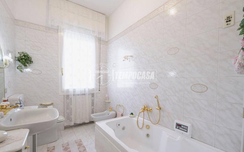 Appartamento via Cadriano, Cadriano, Granarolo dell'Emilia — foto 16 di 44