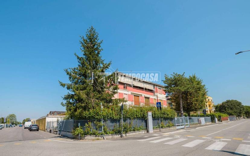 Appartamento via Cadriano, Cadriano, Granarolo dell'Emilia — foto 35 di 44