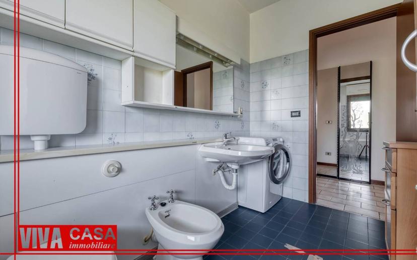 Quadrilocale buono stato, su più livelli, Pilastro, Bologna — foto 25 di 37