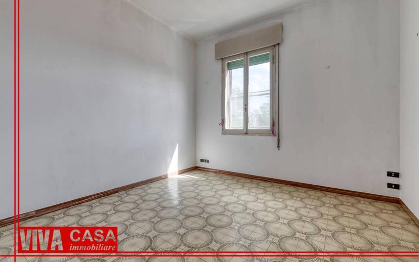 Trilocale da ristrutturare, secondo piano, Centro, Castenaso — foto 9 di 29