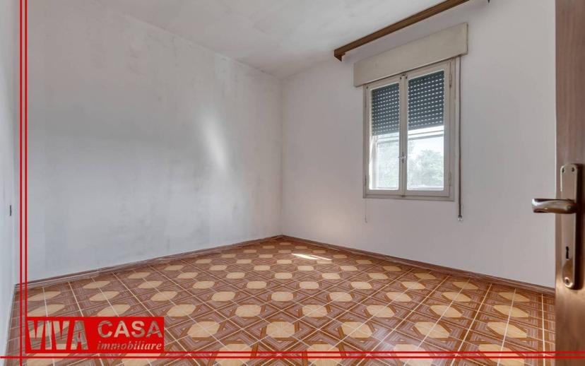 Trilocale da ristrutturare, secondo piano, Centro, Castenaso — foto 8 di 29