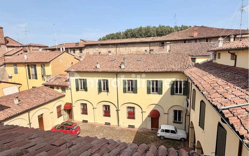Bilocale Esclusivo bilocale con ascensore, vista sui tetti, Centro Storico, Imola — foto 5 di 38