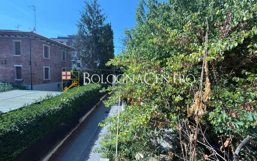 Appartamento via Bellacosta, Colli Murri, Bologna