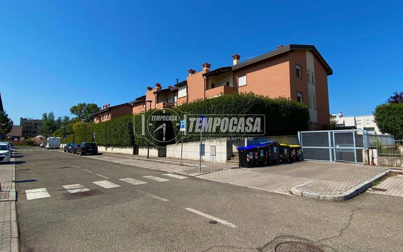 Trilocale via Camillo Torres 16, Trebbo, Castel Maggiore — foto 7 di 31