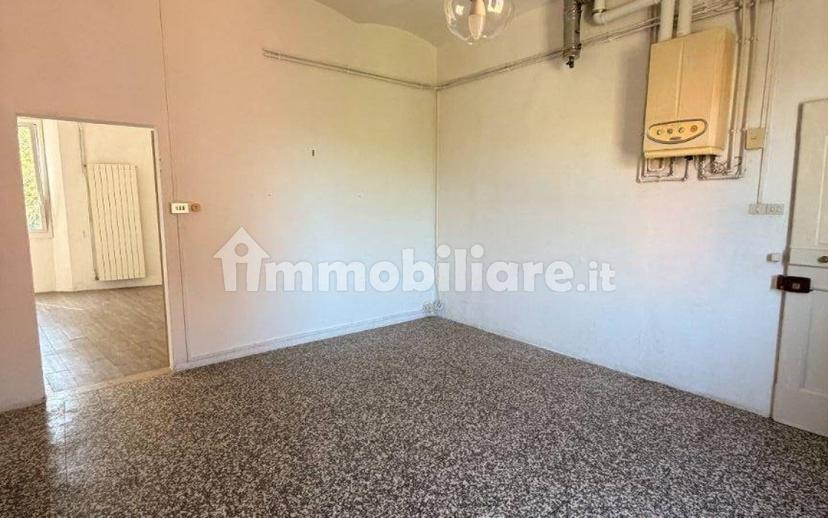 Bilocale via della Grazia 22, Noce - Pescarola, Bologna