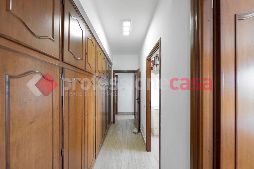 Quadrilocale in Vai della Consolata 19, Roma