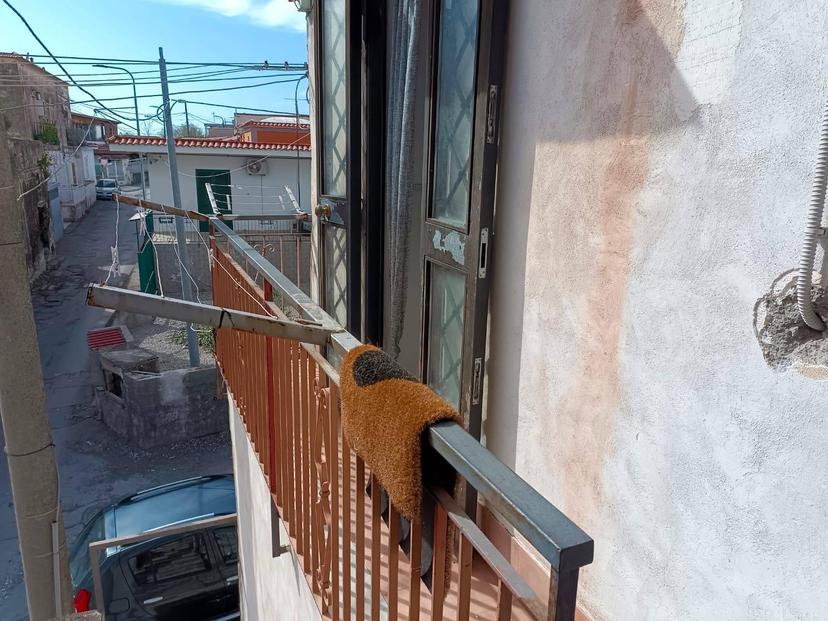 Bilocale in Via Dietro ai Camaldoli, Torre Del Greco