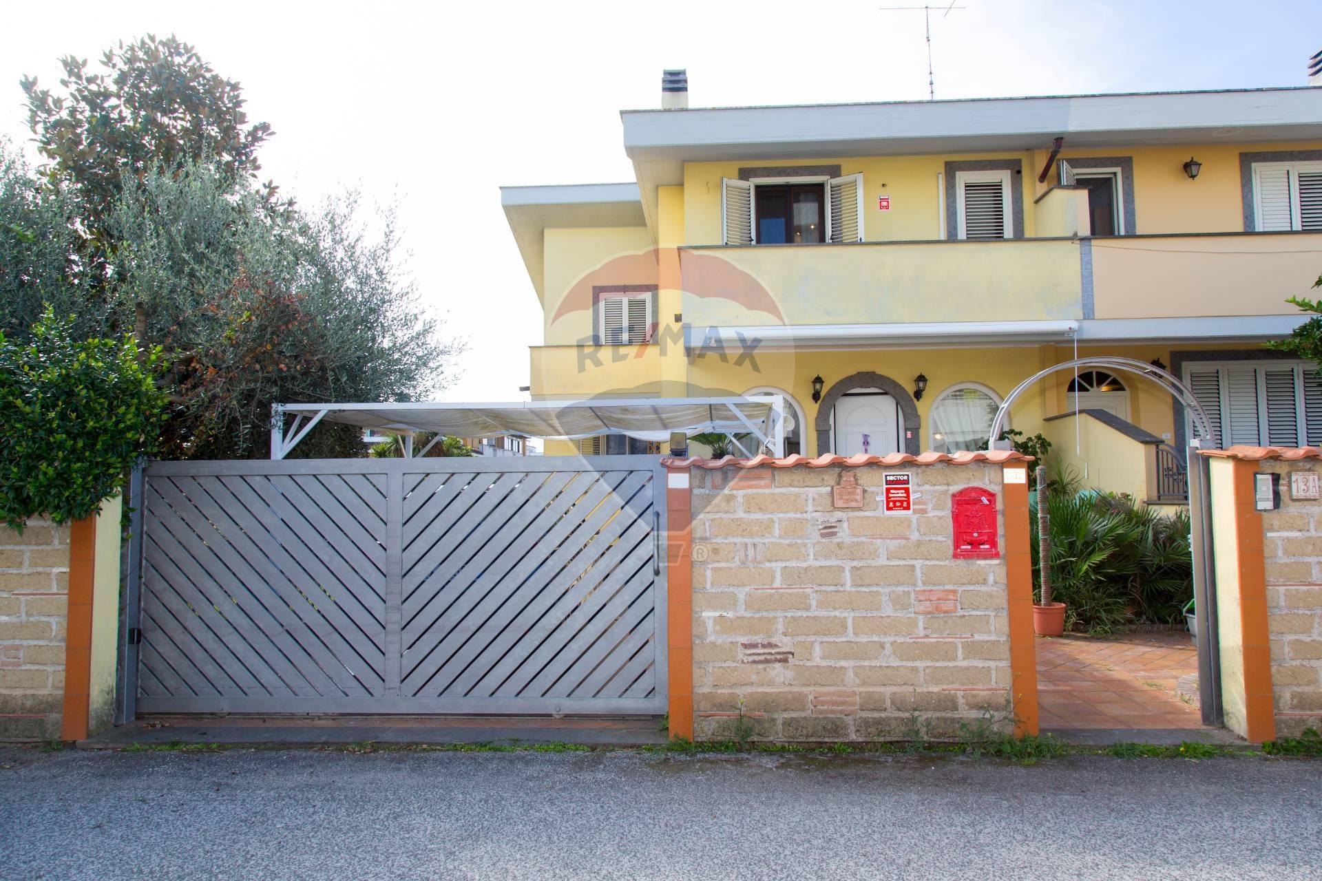 Villa in Via Emilio Praga 12, Anzio