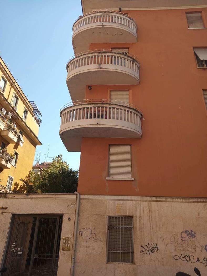Trilocale in vendita, Via Giacomo Barzellotti 15, Roma