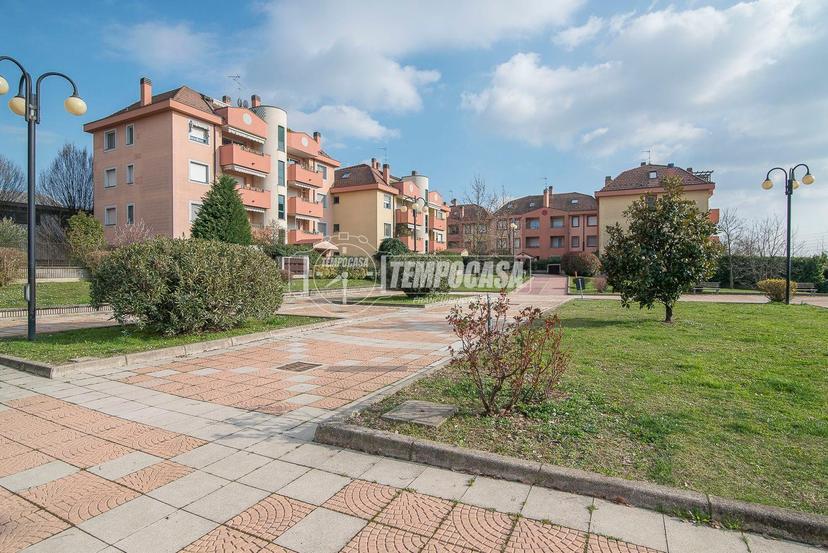 Quadrilocale in Via Vismara, Arese