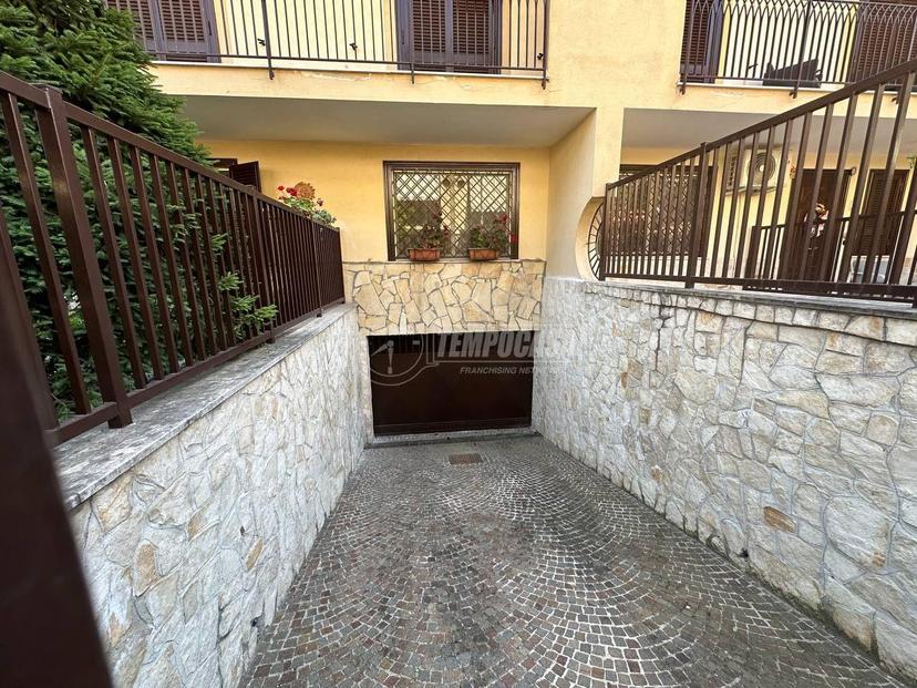 Villa a schiera in Via Micco Spadaro, Giugliano In Campania