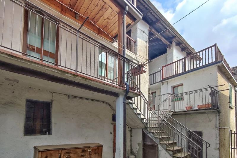 Casa indipendente in Via del Borgo, Andrate (To), Andrate