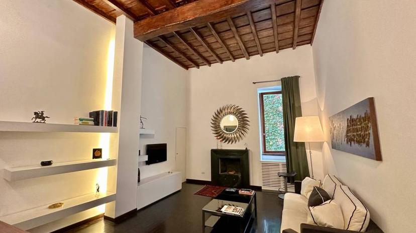 Vendita appartamento Via Dei Coronari Roma (RM)