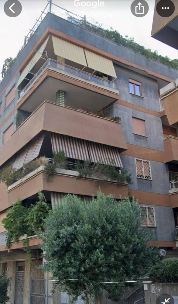 Vendita appartamento via costanzo casana Roma (RM)