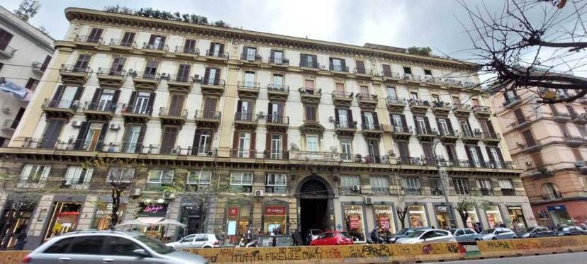 Vendita appartamento Corso Umberto I 237 Napoli (NA)