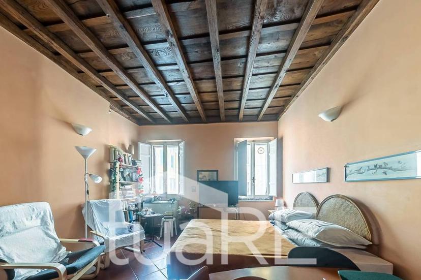 Vendita appartamento Via Dei Chiavari Roma (RM)