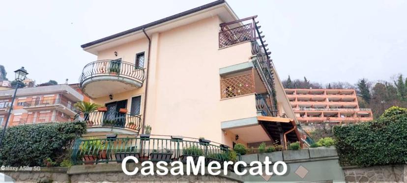 Vendita attico Via San carlo Borromeo Rocca di Papa (RM)