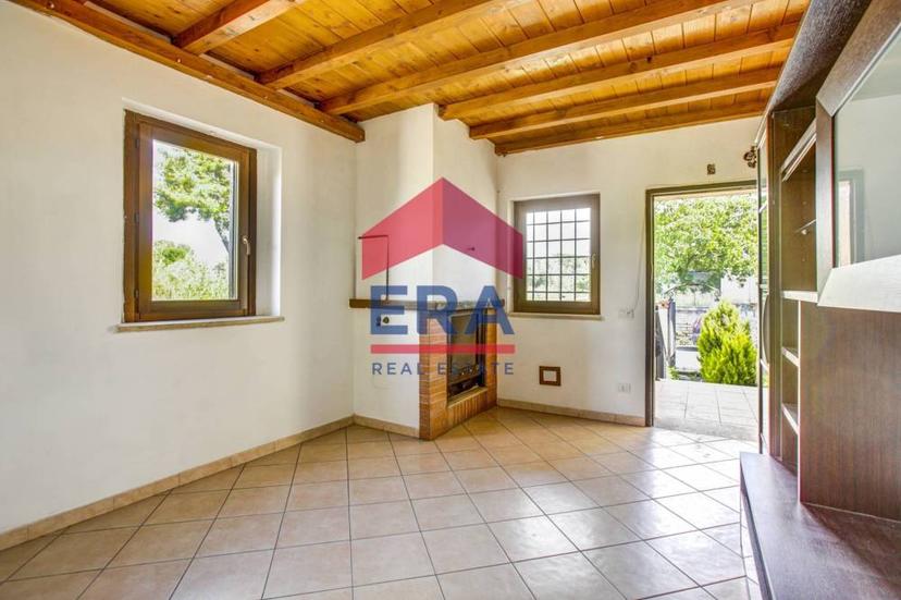Vendita villa a schiera Via Vittorio Alpe 8 Roma (RM)