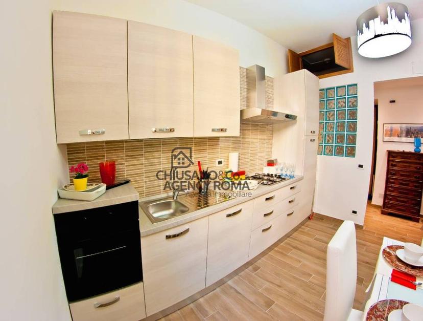 Vendita appartamento Via Mirandola 30 Roma (RM)